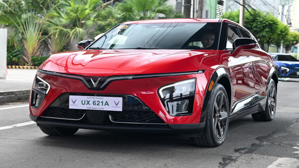 2025 May 17 426 pm VINFAST 5 TNPH