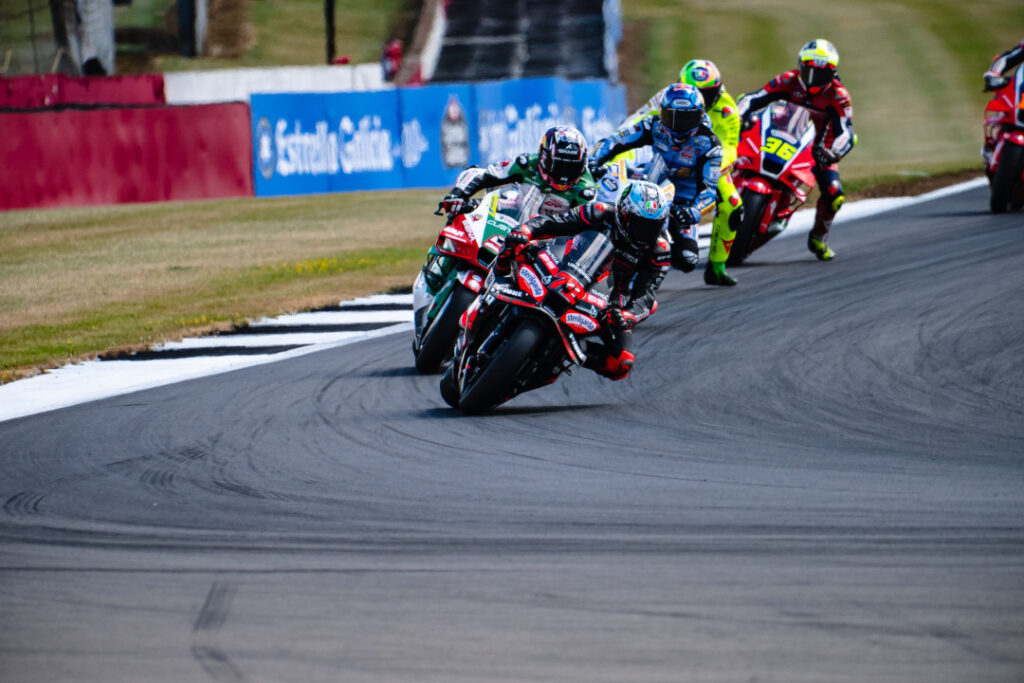 2025 May 26 600 pm APRILIA 4 TNPH
