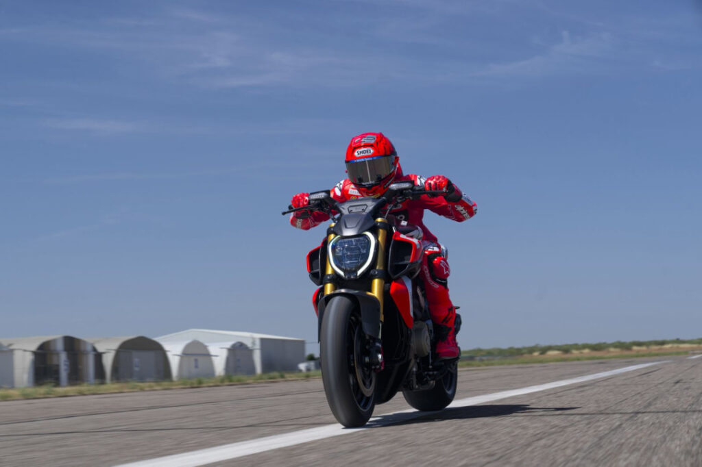 2025 Sep 18 600 pm DUCATI 10 TNPH