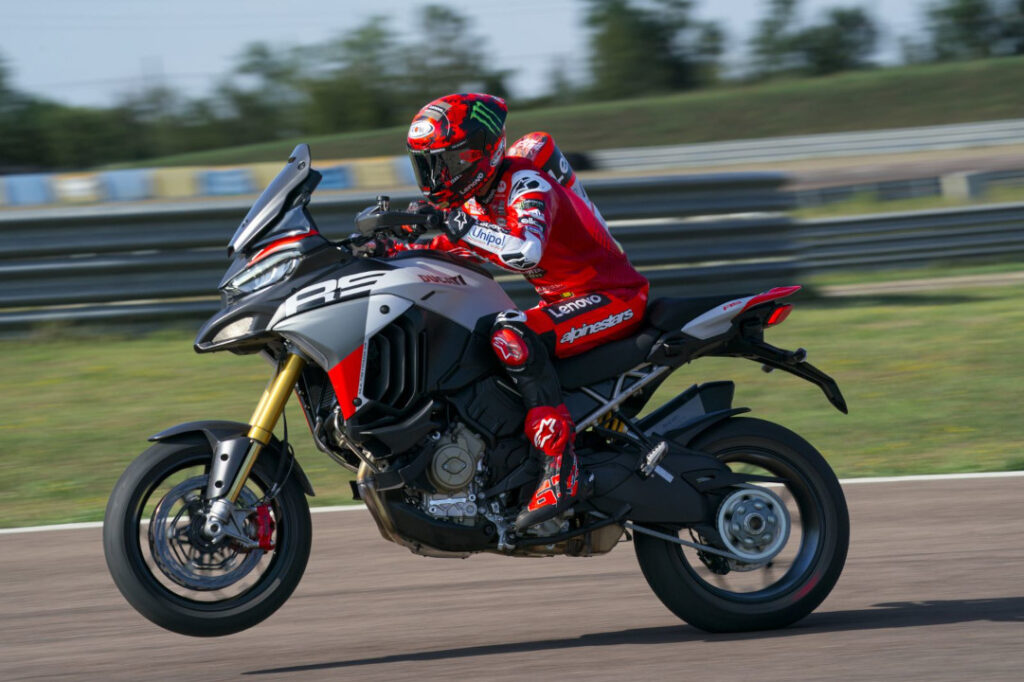 2025 Sep 18 600 pm DUCATI 8 TNPH
