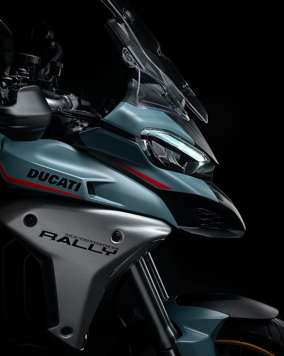 2025 Oct 11 600 pm DUCATI 2 TNPH