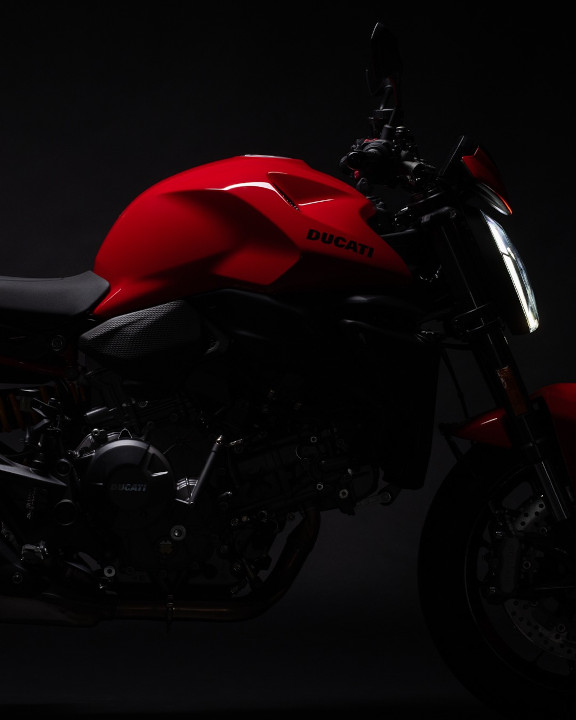 2025 Oct 26 600 pm DUCATI 5 TNPH