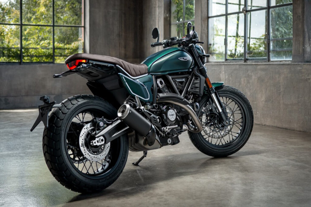 2025 Oct 5 600 pm DUCATI 4 TNPH