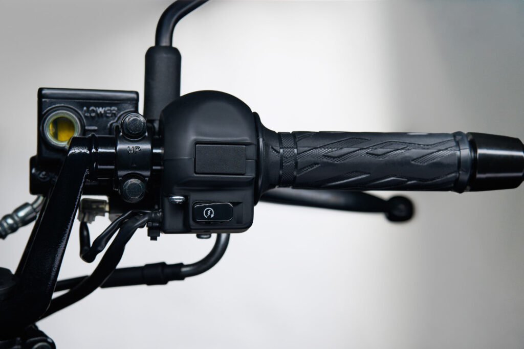 2025 Nov 12 1200 pm SUZUKI 4 TNPH