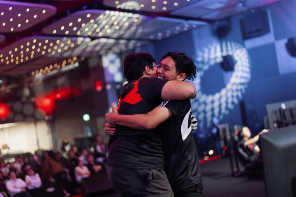 2025 Nov 26 1200 pm TOYOTA 5 TNPH