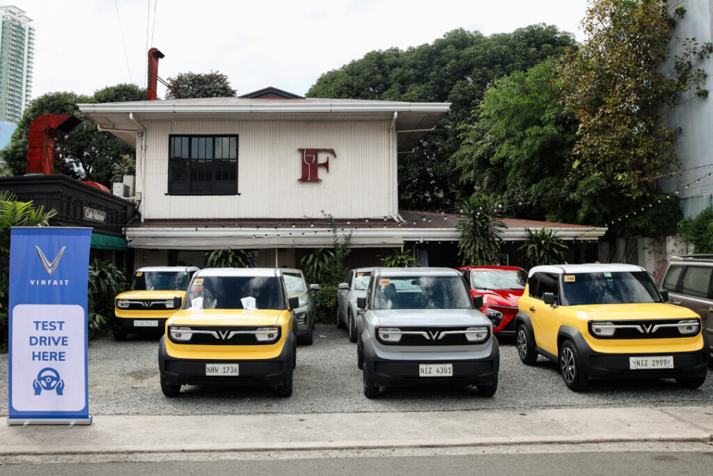 2025 Dec 1 1200 pm VINFAST 1 TNPH
