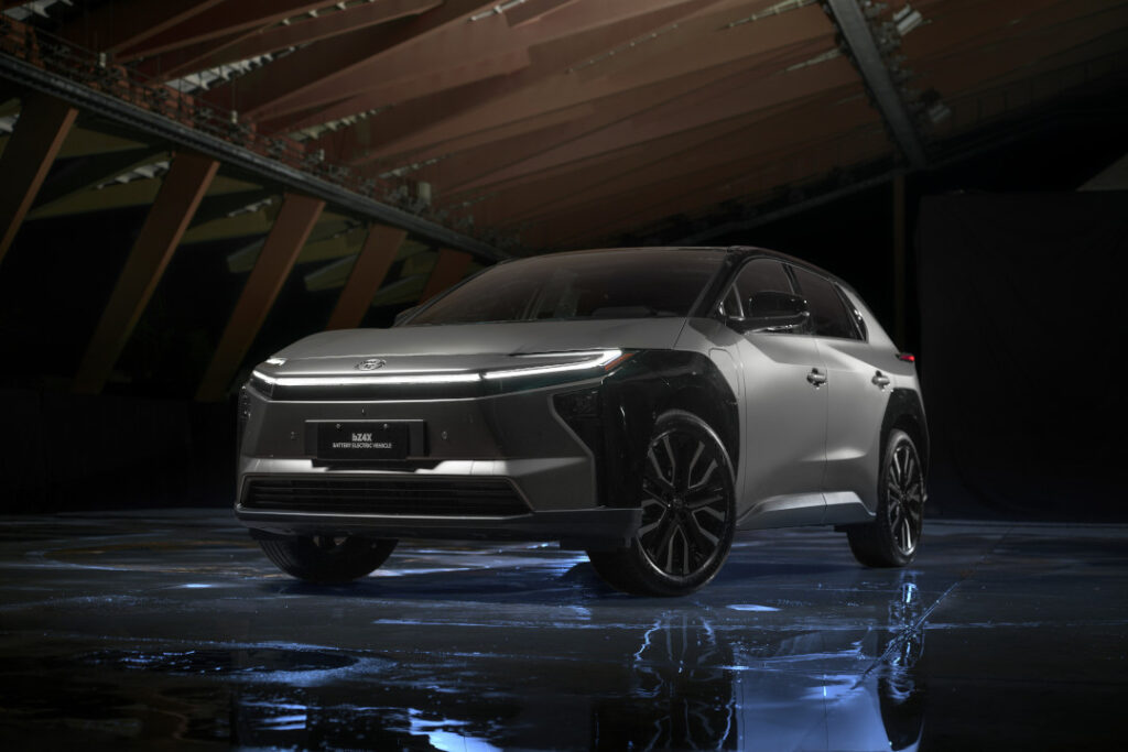 2025 Dec 13 600 am TOYOTA 1 TNPH