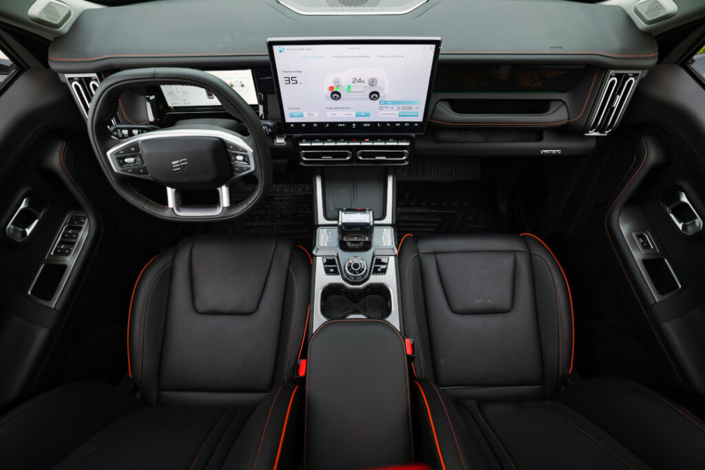 2025 Dec 15 600 am JETOUR 2 TNPH