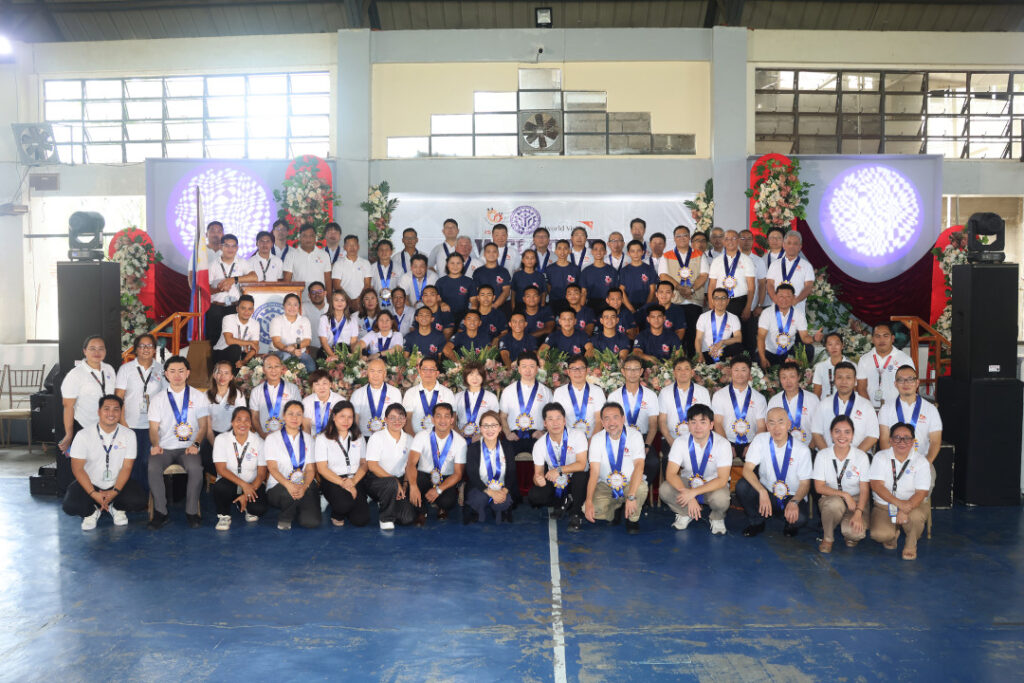 2025 Nov 29 600 am ISUZU 2 TNPH