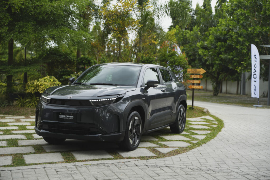 2026 Mar 25 600 am TOYOTA 4 TNPH