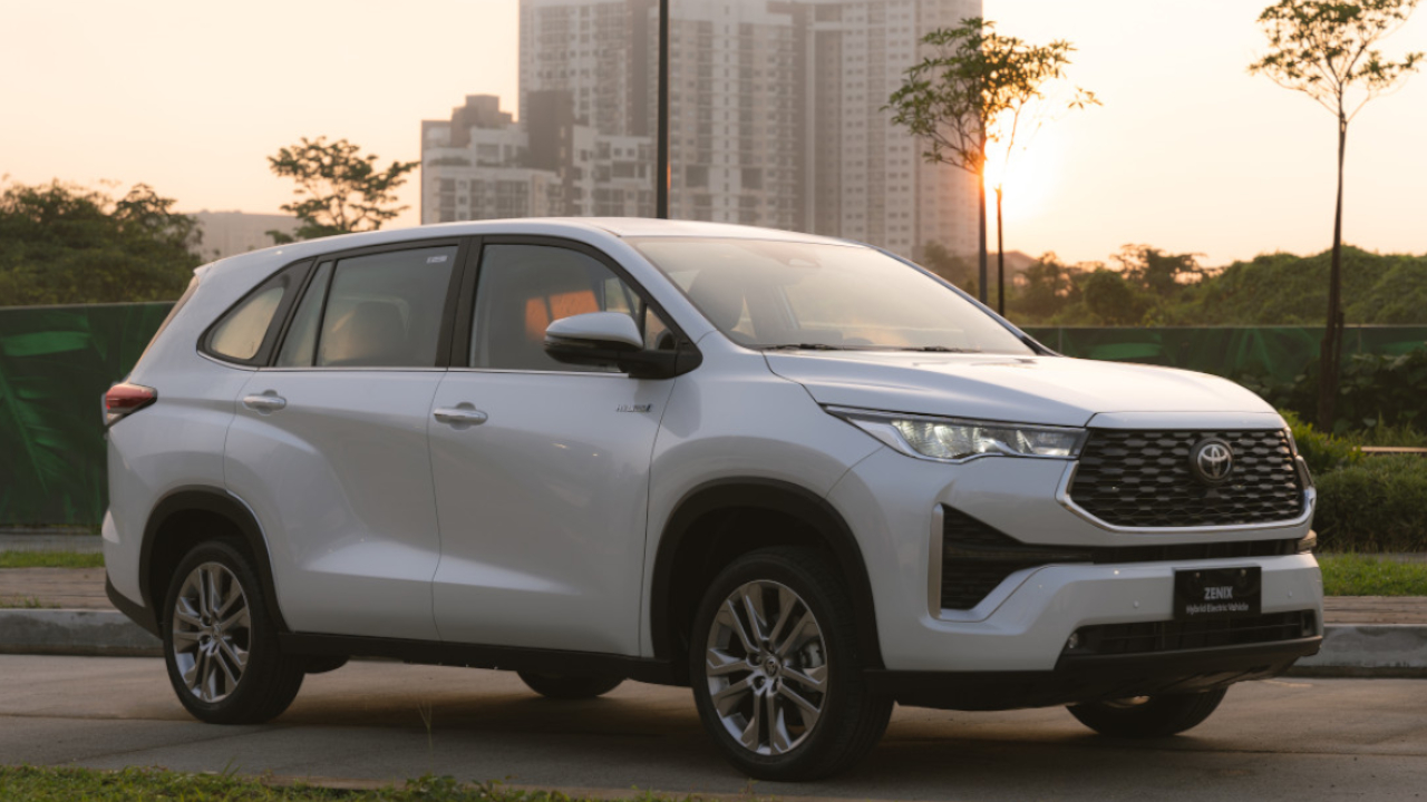2026 Aug 17 600 am TOYOTA 5 TNPH