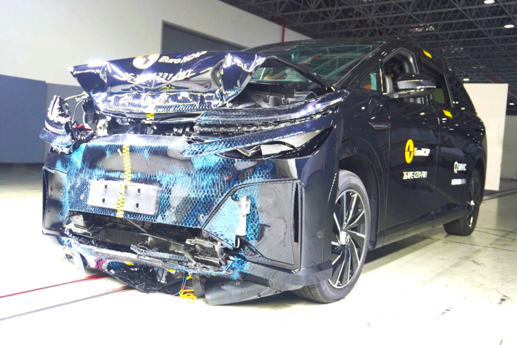 XPENG X9 safety rating 1