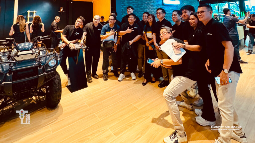 Kawasaki Legit Bigbikers Club members gathered at the new Kawasaki dealership in Lucena City