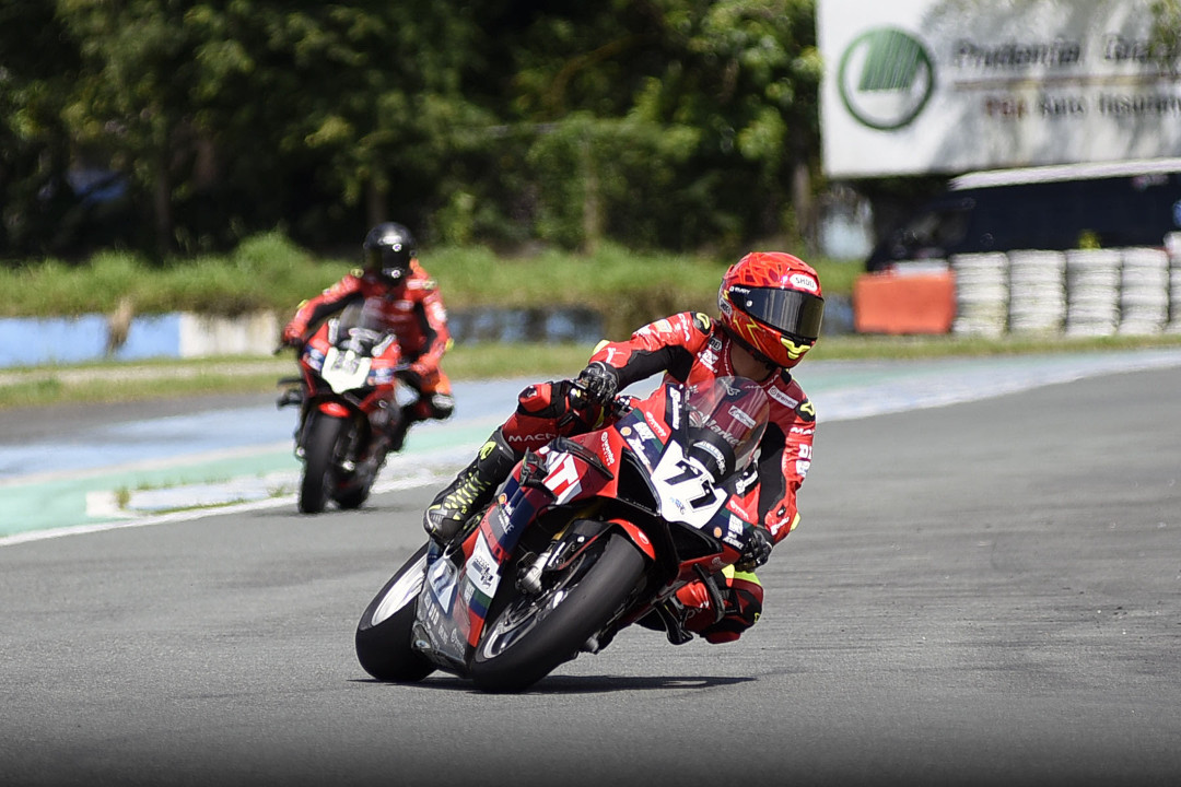 Ducati Debut: Access Plus Racing Aims for 1‑2 at PSBK Finale