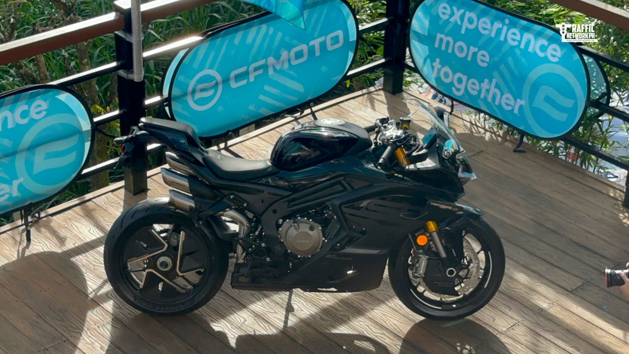 THE TECH-FORWARD EDGE OF THE CFMOTO 750SR-S