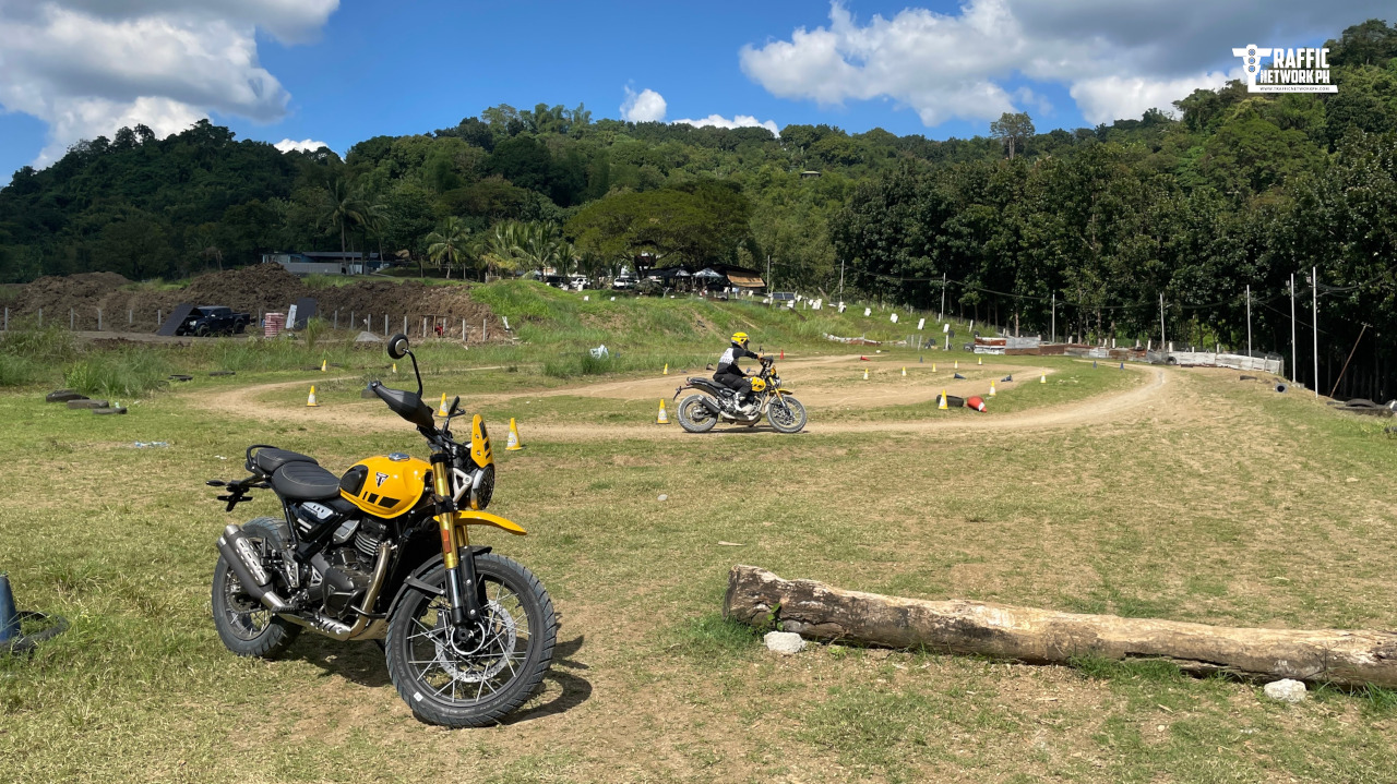 THE MODERN CLASSIC TRIUMPH SCRAMBLER 400 XC ARRIVES AT P404,000