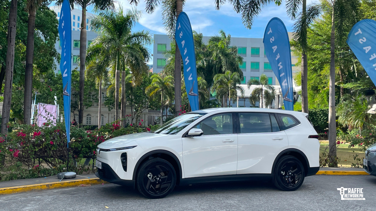 VINFAST LAUNCHES VF 7 MPV AND APPOINTS NEW CEO