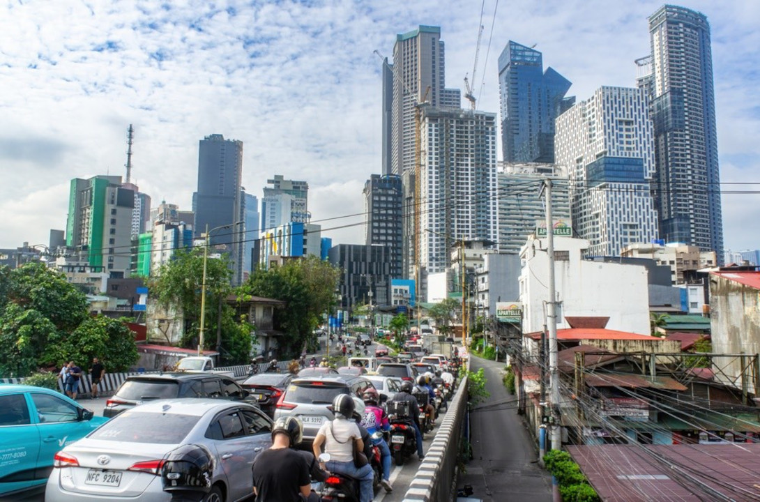Fuel, Traffic, and Fragile Earnings: The Hidden Crisis Squeezing Manila’s Ride-Hailing Drivers