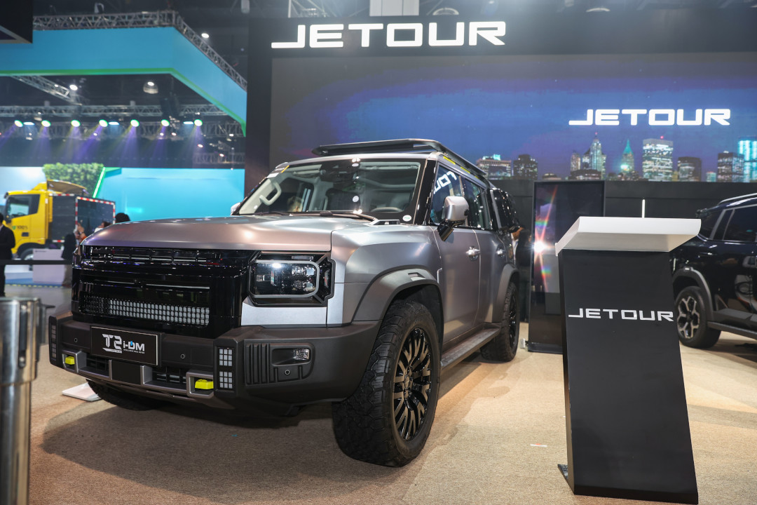 JETOUR Sparks Local Plug-In Hybrid Revolution