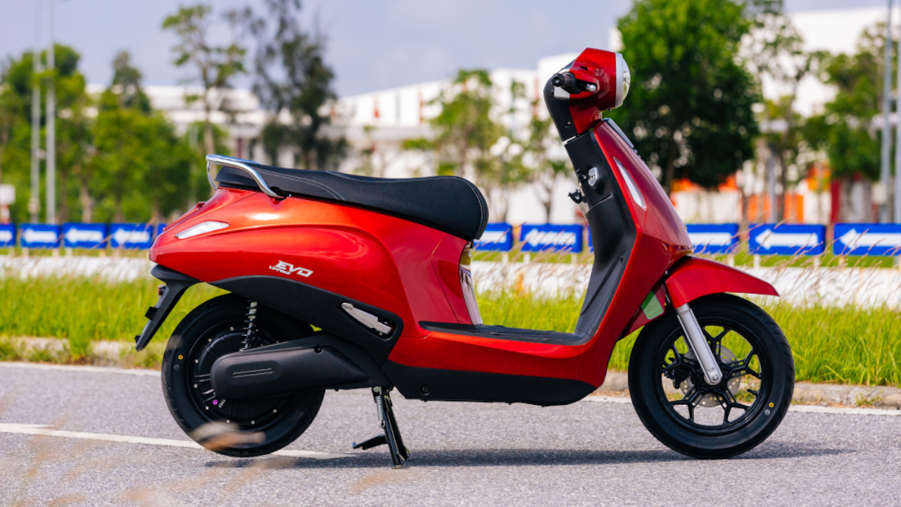 Gridlock Killer: The VinFast Evo Hits Manila Streets