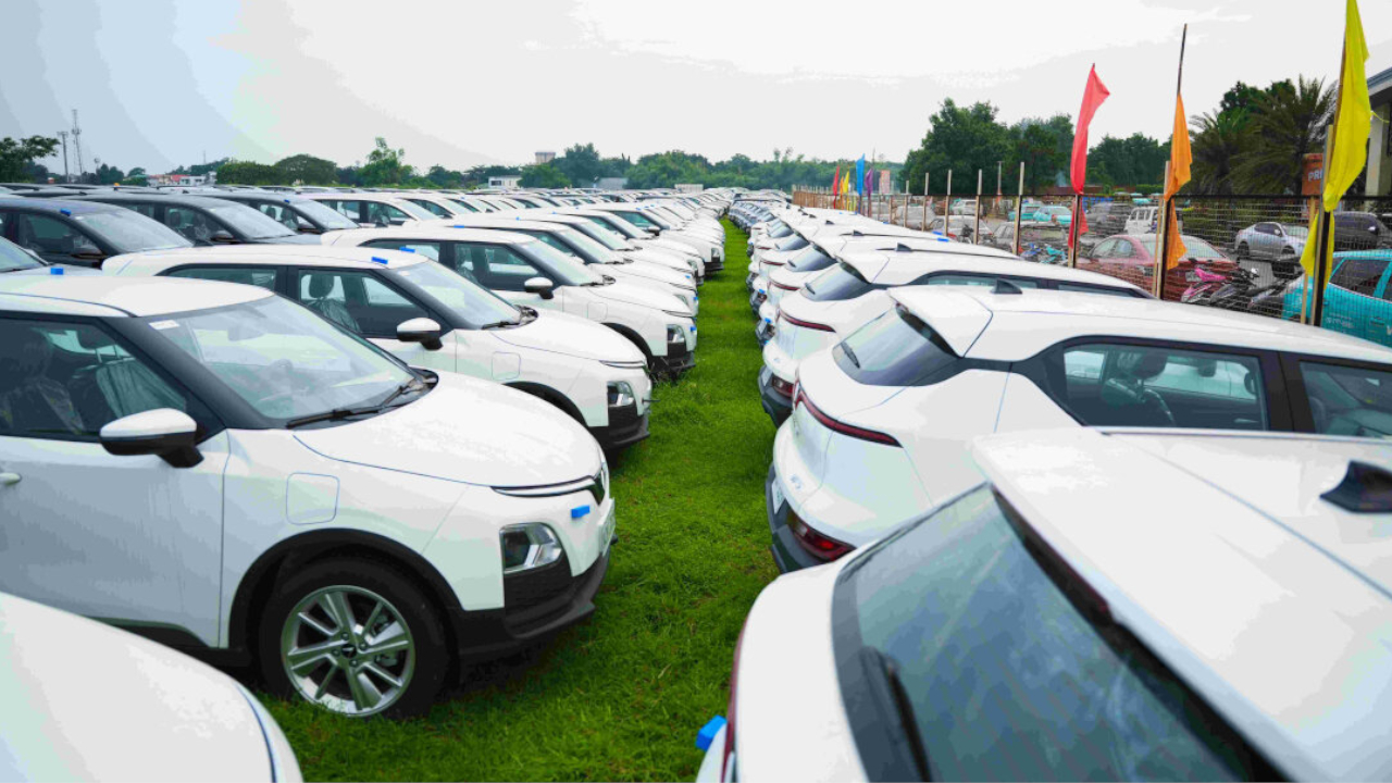 Green GSM Hands Over 1,000 EVs at Largest Driver Festival in PH